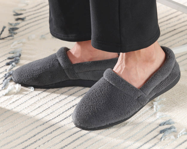 bequeme-hausschuhe-630bzl-1.jpg